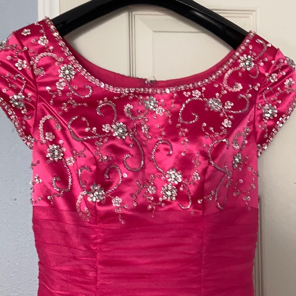 Prom Dress - Picture 4 of 5